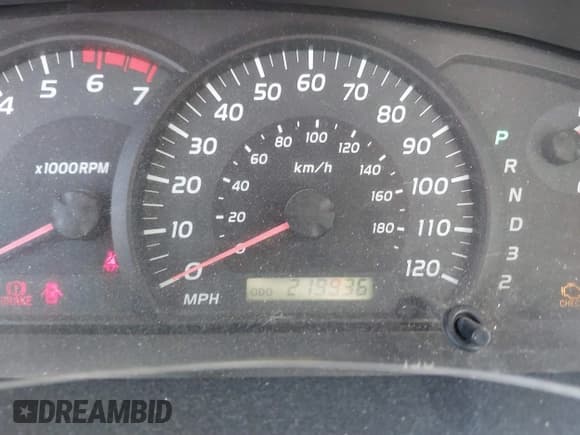 ✅ 2006 Toyota Tundra Limited • VIN: 5TBET38136S521921 • Lot: 41754285. Listed on IAAI with 219,936 mi. Free auction sales archive from the USA and detailed vehicle history report at DreamBid. Image 16.