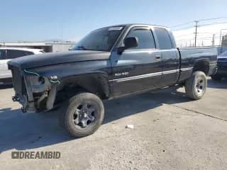 1998 Dodge 1500 с VIN 3B7HC13Y8WG227104, выставлен на аукционе Copart как лот 91026385 с пробегом 160 758 миль миль и Списание • Salvage title. История ставок и продаж доступна на DreamBid. Изображение 1.