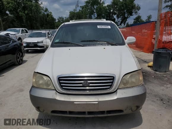 ✅ 2002 Kia Sedona LX • VIN: KNDUP131826116599 • Lot: 55833865. Listed on Copart with 156,961 mi. Free auction sales archive from the USA and detailed vehicle history report at DreamBid. Image 5.