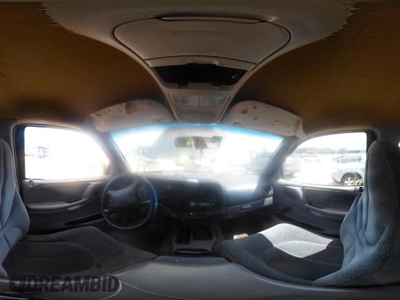 ✅ 1999 Dodge Dakota SLT • VIN: 1B7GG22X5XS107656 • Lot: 43293971. Listed on IAAI with 160,123 mi. Free auction sales archive from the USA and detailed vehicle history report at DreamBid. Image 18.