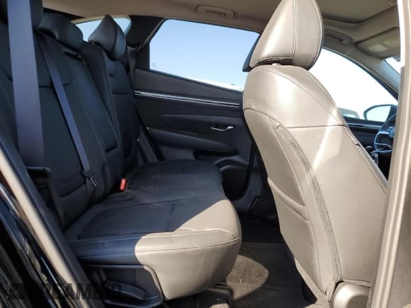 ✅ 2024 Hyundai Tucson SEL • VIN: 5NMJFCDE2RH378991 • Lot: 76823654. Wystawiony na Copart z przebiegiem 5 319 mil. Bezpłatny archiwum sprzedaży aukcyjnych z USA i szczegółowy raport historii pojazdu na DreamBid. Zdjęcie 11.