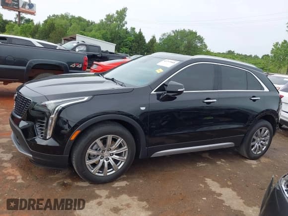 ✅ 2022 Cadillac XT4 FWD Premium Luxury • VIN: 1GYFZCR44NF169492 • Lot: 42257068. Listed on IAAI with 27,378 mi. Free auction sales archive from the USA and detailed vehicle history report at DreamBid. Image 15.