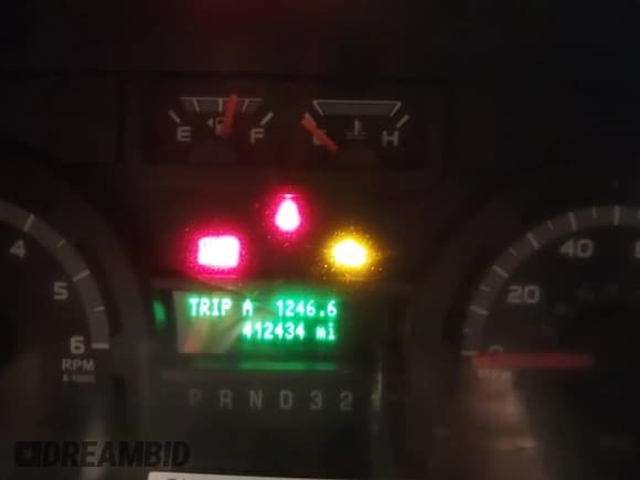 ✅ 2011 Ford E-Series Commercial • VIN: 1FDSS3ES6BDB29513 • Лот: 41794196. Опубликован ранее на IAAI с пробегом 412 434 миль. Бесплатный доступ к архиву аукционных продаж из США и подробный отчёт об истории автомобиля на DreamBid. Изображение 7.