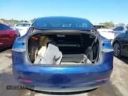 ✅ 2019 Tesla Model 3 Mid Range • VIN: 5YJ3E1EA9KF411696 • Lot: 43458080. Wystawiony na IAAI z przebiegiem 151 105 mil. Bezpłatny archiwum sprzedaży aukcyjnych z USA i szczegółowy raport historii pojazdu na DreamBid. Zdjęcie 15.