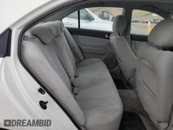 ✅ 2008 Hyundai Sonata GLS • VIN: 5NPET46C98H336105 • Лот: 60357914. Опубликован ранее на Copart с пробегом 85 480 миль. Бесплатный доступ к архиву аукционных продаж из США и подробный отчёт об истории автомобиля на DreamBid. Изображение 10.