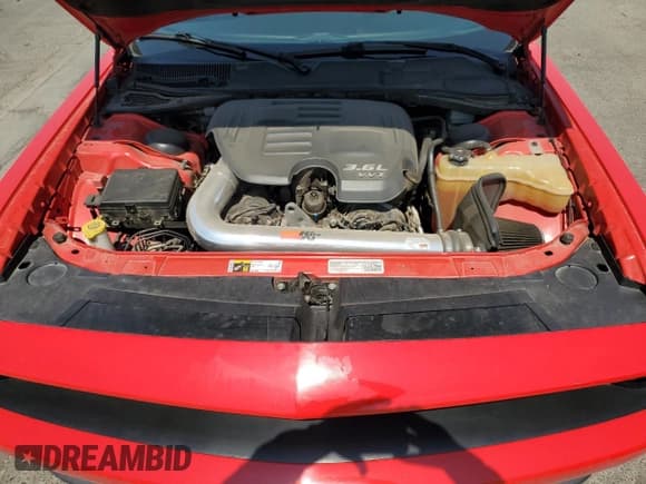 ✅ 2015 Dodge Challenger SXT Plus • VIN: 2C3CDZBG7FH710585 • Lot: 70525174. Wystawiony na Copart z przebiegiem 138 124 mil. Bezpłatny archiwum sprzedaży aukcyjnych z USA i szczegółowy raport historii pojazdu na DreamBid. Zdjęcie 11.