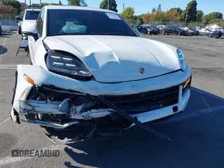 ✅ 2024 Porsche Cayenne S E-Hybrid • VIN: WP1AN2AY3RDA40230 • Лот: 43501413. Опубликован ранее на IAAI с пробегом 16 614 миль. Бесплатный доступ к архиву аукционных продаж из США и подробный отчёт об истории автомобиля на DreamBid. Изображение 6.