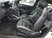 ✅ 2016 Hyundai Veloster Turbo • VIN: KMHTC6AE0GU278428 • Lot: 74853274. Wystawiony na Copart z przebiegiem 48 624 mil. Bezpłatny archiwum sprzedaży aukcyjnych z USA i szczegółowy raport historii pojazdu na DreamBid. Zdjęcie 7.