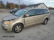 ✅ 2008 Dodge Grand Caravan SXT • VIN: 2D8HN54P48R145117 • Лот: 91171425. Опубликован ранее на Copart с пробегом 160 460 миль. Бесплатный доступ к архиву аукционных продаж из США и подробный отчёт об истории автомобиля на DreamBid. Изображение 1.