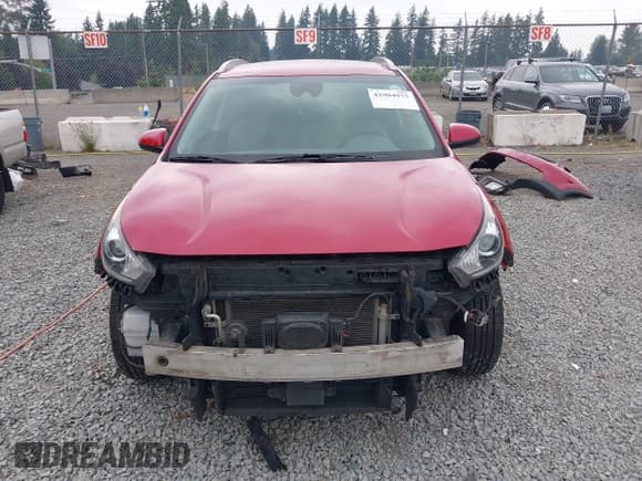 ✅ 2018 Kia Niro LX • VIN: KNDCB3LC2J5129439 • Lot: 42904975. Listed on IAAI with 140,211 mi. Free auction sales archive from the USA and detailed vehicle history report at DreamBid. Image 13.