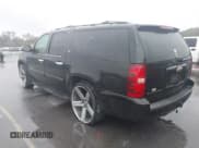 ✅ 2007 Chevrolet Suburban LTZ • VIN: 1GNFC16027R390417 • Lot: 43477264. Listed on IAAI with 141,419 mi. Free auction sales archive from the USA and detailed vehicle history report at DreamBid. Image 3.