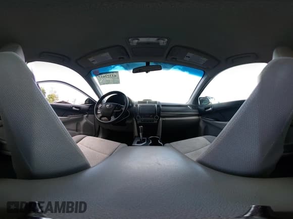 ✅ 2013 Toyota Camry LE • VIN: 4T4BF1FK2DR323746 • Lot: 43322652. Wystawiony na IAAI z przebiegiem 121 775 mil. Bezpłatny archiwum sprzedaży aukcyjnych z USA i szczegółowy raport historii pojazdu na DreamBid. Zdjęcie 24.