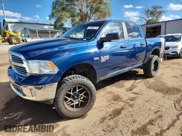 ✅ 2019 Ram 1500 SLT • VIN: 1C6RR7LT0KS621099 • Lot: 86806475. Listed on Copart with 81,958 mi. Free auction sales archive from the USA and detailed vehicle history report at DreamBid. Image 1.