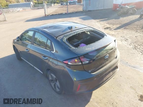 ✅ 2021 Hyundai Ioniq Limited • VIN: KMHC05LC7MU254282 • Lot: 43501749. Wystawiony na IAAI z przebiegiem 99 263 mil. Bezpłatny archiwum sprzedaży aukcyjnych z USA i szczegółowy raport historii pojazdu na DreamBid. Zdjęcie 17.