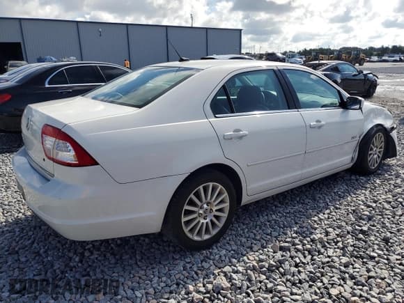 ✅ 2008 Mercury Milan Premier • VIN: 3MEHM08Z48R617535 • Лот: 66491355. Опубликован ранее на Copart с пробегом 270 315 миль. Бесплатный доступ к архиву аукционных продаж из США и подробный отчёт об истории автомобиля на DreamBid. Изображение 3.