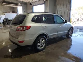 ✅ 2011 Hyundai Santa Fe GLS • VIN: 5XYZG3AB0BG025899 • Lot: 74798604. Listed on Copart with 121,347 mi. Free auction sales archive from the USA and detailed vehicle history report at DreamBid. Image 3.