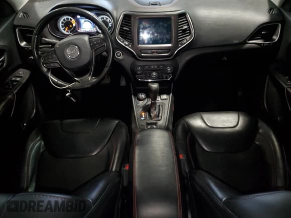 ✅ 2020 Jeep Cherokee Trailhawk • VIN: 1C4PJMBX3LD636681 • Лот: 87450025. Опубликован ранее на Copart с пробегом 79 346 миль. Бесплатный доступ к архиву аукционных продаж из США и подробный отчёт об истории автомобиля на DreamBid. Изображение 8.