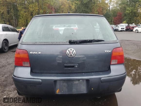 ✅ 2004 Volkswagen Golf GL • VIN: 9BWFR61J344017227 • Lot: 85846625. Wystawiony na Copart z przebiegiem 168 945 mil. Bezpłatny archiwum sprzedaży aukcyjnych z USA i szczegółowy raport historii pojazdu na DreamBid. Zdjęcie 6.