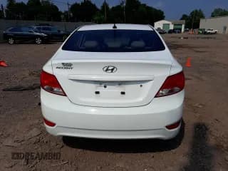 ✅ 2016 Hyundai Accent SE • VIN: KMHCT4AE2GU943446 • Lot: 59987253. Wystawiony na Copart z przebiegiem 21 654 mil. Bezpłatny archiwum sprzedaży aukcyjnych z USA i szczegółowy raport historii pojazdu na DreamBid. Zdjęcie 6.