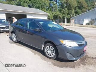 2012 Toyota Camry L с VIN 4T4BF1FK6CR260309, выставлен на аукционе IAAI как лот 43137384 с пробегом 125 393 миль миль и . История ставок и продаж доступна на DreamBid. Изображение 1.