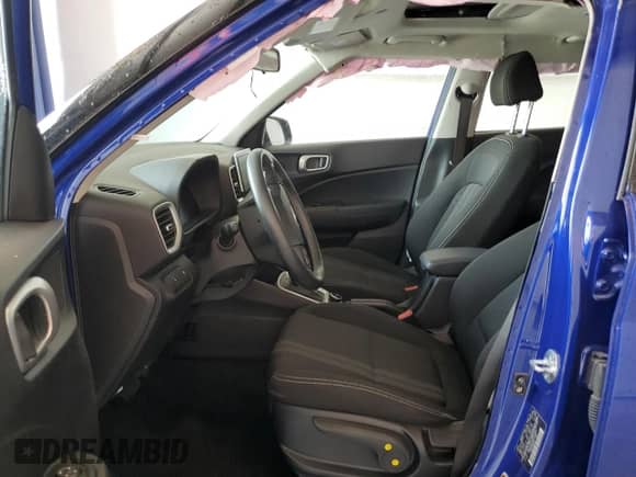 2023 Hyundai Venue SEL с VIN KMHRC8A3XPU251693, выставлен на аукционе Copart как лот 72644114 с пробегом 25 819 миль миль и На запчасти • Non repairable. История ставок и продаж доступна на DreamBid. Изображение 7.