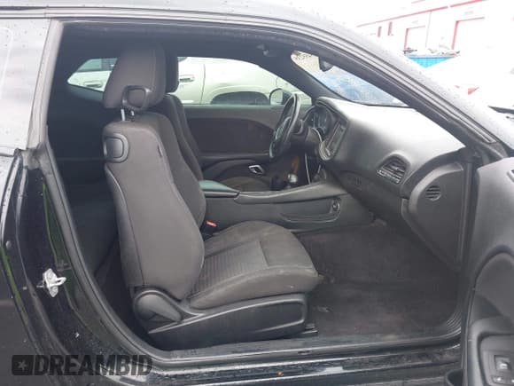 ✅ 2017 Dodge Challenger R/T • VIN: 2C3CDZBT5HH549038 • Лот: 43455235. Опубликован ранее на IAAI с пробегом 129 791 миль. Бесплатный доступ к архиву аукционных продаж из США и подробный отчёт об истории автомобиля на DreamBid. Изображение 5.