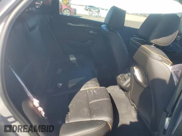 2018 Chevrolet Impala Premier z VIN 2G1125S37J9117190, wystawiony jako Copart lot #86643895 z przebiegiem Nie podano mil oraz Nie do naprawy • Non repairable. Historia ofert i sprzedaży dostępna na DreamBid. Obrazek 10.