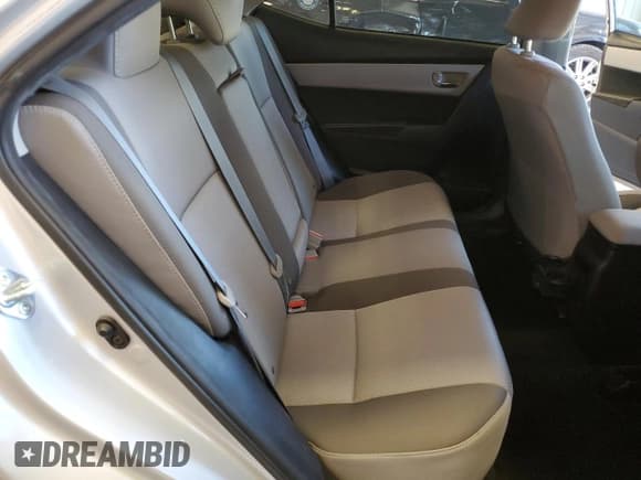 ✅ 2017 Toyota Corolla SE • VIN: 5YFBURHE5HP725659 • Лот: 89499375. Опубликован ранее на Copart с пробегом 43 830 миль. Бесплатный доступ к архиву аукционных продаж из США и подробный отчёт об истории автомобиля на DreamBid. Изображение 10.