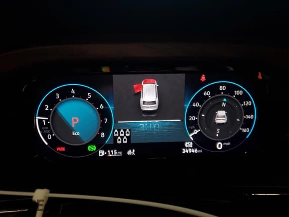 ✅ 2024 Volkswagen Atlas SE • VIN: 1V2KR2CA5RC502446 • Lot: 69026025. Listed on Copart with 34,946 mi. Free auction sales archive from the USA and detailed vehicle history report at DreamBid. Image 9.