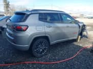 ✅ 2023 Jeep Compass (RED) Edition • VIN: 3C4NJDCN0PT542312 • Lot: 41267162. Wystawiony na IAAI z przebiegiem 25 768 mil. Bezpłatny archiwum sprzedaży aukcyjnych z USA i szczegółowy raport historii pojazdu na DreamBid. Zdjęcie 4.