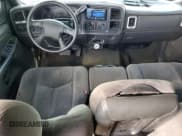 ✅ 2006 Chevrolet Silverado 2500HD Work Truck • VIN: 1GCHC23D46F162546 • Лот: 51618545. Опубликован ранее на Copart с пробегом 307 198 миль. Бесплатный доступ к архиву аукционных продаж из США и подробный отчёт об истории автомобиля на DreamBid. Изображение 8.