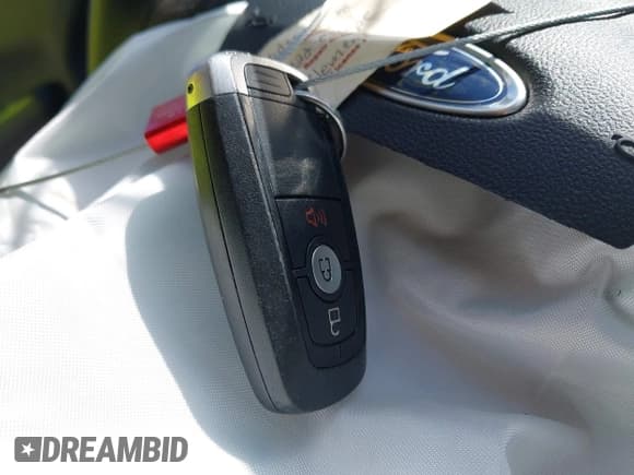 ✅ 2022 Ford Escape SE • VIN: 1FMCU9G62NUA67291 • Lot: 42350805. Listed on IAAI with 25,719 mi. Free auction sales archive from the USA and detailed vehicle history report at DreamBid. Image 11.