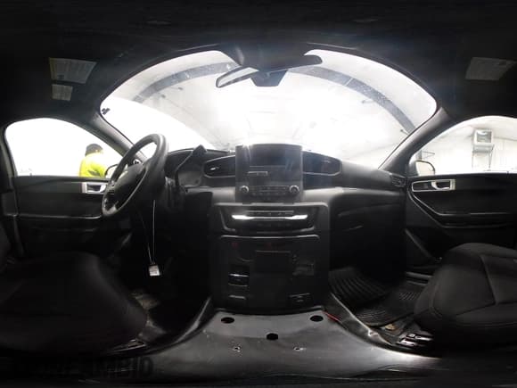 ✅ 2020 Ford Police Interceptor Utility • VIN: 1FM5K8AB2LGA97840 • Лот: 42082910. Опубликован ранее на IAAI с пробегом 93 640 миль. Бесплатный доступ к архиву аукционных продаж из США и подробный отчёт об истории автомобиля на DreamBid. Изображение 18.