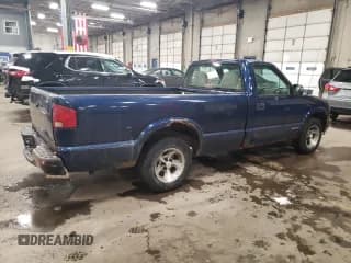 ✅ 2000 Chevrolet S-10 LS • VIN: 1GCCS1456YK266190 • Лот: 86311344. Опубликован ранее на Copart с пробегом 82 716 миль. Бесплатный доступ к архиву аукционных продаж из США и подробный отчёт об истории автомобиля на DreamBid. Изображение 3.