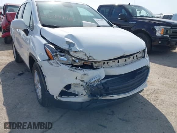 ✅ 2022 Chevrolet Trax LS • VIN: KL7CJKSM3NB549433 • Lot: 41574948. Listed on IAAI with 49,440 mi. Free auction sales archive from the USA and detailed vehicle history report at DreamBid. Image 6.