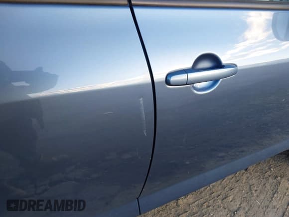 ✅ 2011 Toyota RAV4 • VIN: 2T3BF4DV0BW125857 • Lot: 43784514. Listed on IAAI with 130,725 mi. Free auction sales archive from the USA and detailed vehicle history report at DreamBid. Image 6.