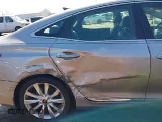 2013 Hyundai Azera с VIN KMHFH4JG3DA220430, выставлен на аукционе IAAI как лот 41805191 с пробегом 101 610 миль миль и . История ставок и продаж доступна на DreamBid. Изображение 6.