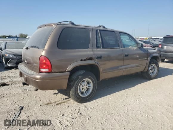 ✅ 2000 Dodge Durango • VIN: 1B4HS28N8YF166409 • Lot: 48412545. Wystawiony na Copart z przebiegiem 194 063 mil. Bezpłatny archiwum sprzedaży aukcyjnych z USA i szczegółowy raport historii pojazdu na DreamBid. Zdjęcie 3.