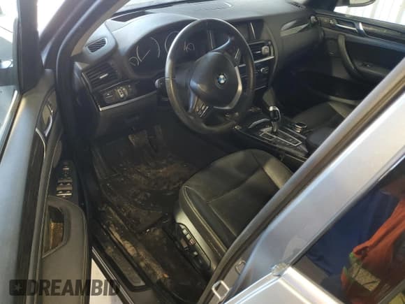 ✅ 2015 BMW X3 xDrive28i • VIN: 5UXWX9C58F0D44803 • Lot: 92819785. Wystawiony na Copart z przebiegiem Nie podano. Bezpłatny archiwum sprzedaży aukcyjnych z USA i szczegółowy raport historii pojazdu na DreamBid. Zdjęcie 8.