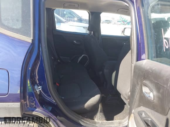 ✅ 2017 Jeep Renegade Sport • VIN: ZACCJAAH4HPF74031 • Lot: 41391549. Listed on IAAI with 81,780 mi. Free auction sales archive from the USA and detailed vehicle history report at DreamBid. Image 8.