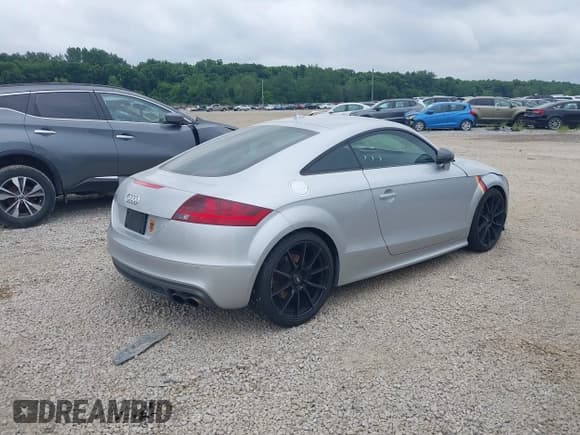 ✅ 2014 Audi TTS 2.0T • VIN: TRUB1AFK5E1007893 • Lot: 42748580. Listed on IAAI with 55,923 mi. Free auction sales archive from the USA and detailed vehicle history report at DreamBid. Image 4.