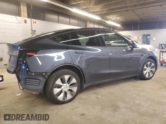 ✅ 2023 Tesla Model Y Long Range • VIN: 7SAYGDEE3PA057413 • Lot: 42413825. Wystawiony na Copart z przebiegiem 29 219 mil. Bezpłatny archiwum sprzedaży aukcyjnych z USA i szczegółowy raport historii pojazdu na DreamBid. Zdjęcie 3.