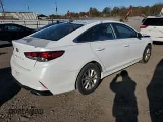 2018 Hyundai Sonata SE z VIN 5NPE24AF7JH599770, wystawiony jako Copart lot #87053675 z przebiegiem 72 898 mil mil oraz Szkoda całkowita • Salvage title. Historia ofert i sprzedaży dostępna na DreamBid. Obrazek 3.
