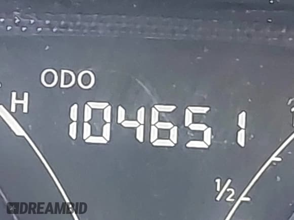 ✅ 2015 Nissan Versa S Plus • VIN: 3N1CN7AP7FL915302 • Lot: 43675811. Wystawiony na IAAI z przebiegiem 104 651 mil. Bezpłatny archiwum sprzedaży aukcyjnych z USA i szczegółowy raport historii pojazdu na DreamBid. Zdjęcie 14.