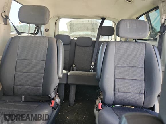 ✅ 2009 Dodge Grand Caravan SE • VIN: 2D8HN44E19R636447 • Lot: 85567455. Listed on Copart with 152,227 mi. Free auction sales archive from the USA and detailed vehicle history report at DreamBid. Image 10.