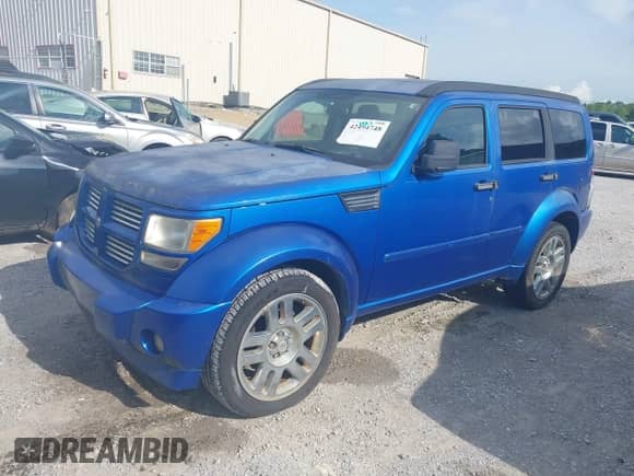 2008 Dodge Nitro R/T с VIN 1D8GT58648W101242, выставлен на аукционе IAAI как лот 42494748 с пробегом 130 968 миль миль и . История ставок и продаж доступна на DreamBid. Изображение 2.