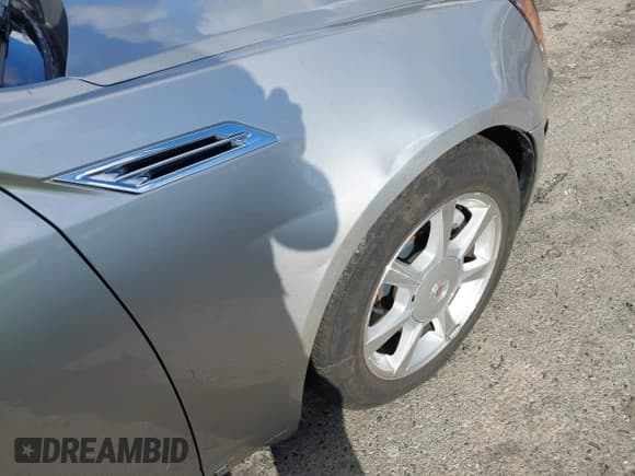 ✅ 2008 Cadillac CTS AWD • VIN: 1G6DS57V380193771 • Lot: 43552987. Listed on IAAI with 124,817 mi. Free auction sales archive from the USA and detailed vehicle history report at DreamBid. Image 6.