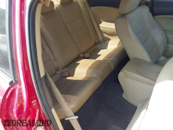 ✅ 2012 Honda Accord EX-L • VIN: 1HGCS1B86CA018647 • Lot: 43189945. Wystawiony na IAAI z przebiegiem 307 061 mil. Bezpłatny archiwum sprzedaży aukcyjnych z USA i szczegółowy raport historii pojazdu na DreamBid. Zdjęcie 8.