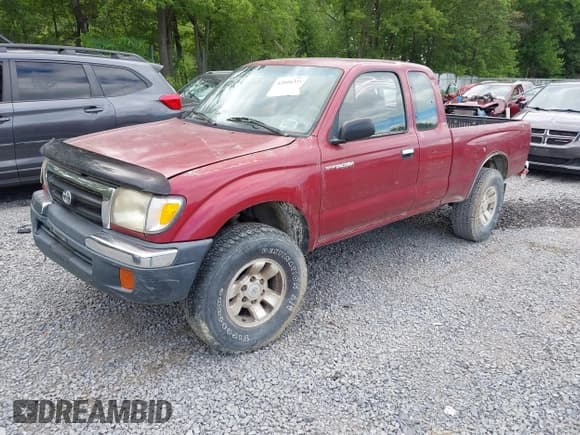 ✅ 1998 Toyota Tacoma • VIN: 4TAWN72N9WZ075423 • Lot: 42606373. Listed on IAAI with 223,592 mi. Free auction sales archive from the USA and detailed vehicle history report at DreamBid. Image 2.