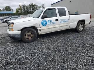 2006 Chevrolet Silverado 1500 Work Truck с VIN 1GCEC19V96Z298117, выставлен на аукционе Copart как лот 84570105 с пробегом 277 240 миль миль и Списание • Salvage title. История ставок и продаж доступна на DreamBid. Изображение 1.